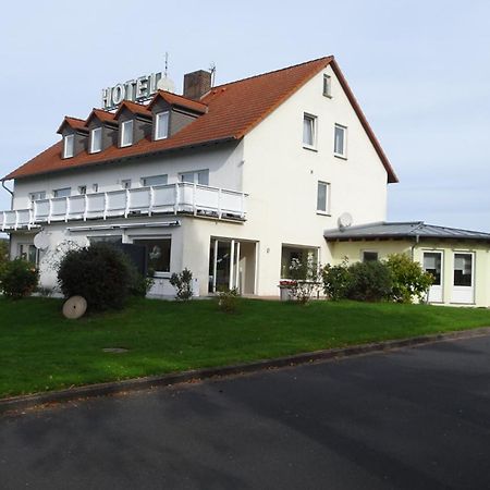 Hotel Linden Knüllwald エクステリア 写真