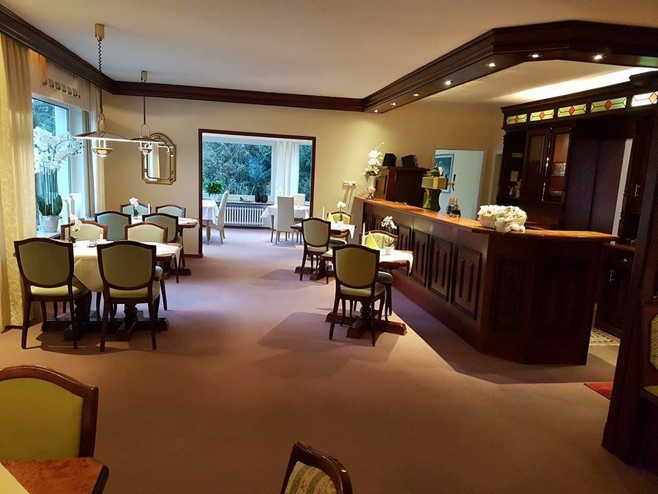 Hotel Linden Knüllwald エクステリア 写真